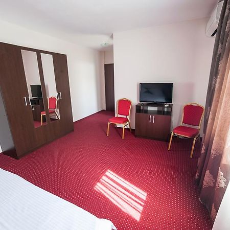 Vatra Romana Bed and Breakfast Răcarii de Jos Esterno foto